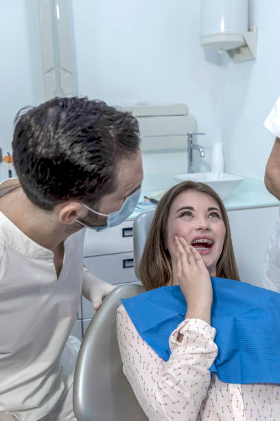 Best Cracked Tooth Emergency Dentist  in Swede Heaven, WA